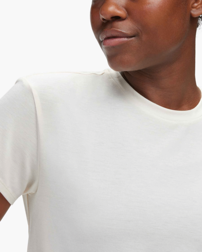 Camiseta essencial HOKA Camiseta essencial HOKA