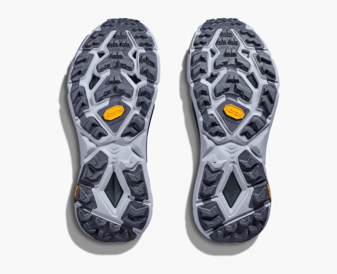HOKA HOKA UM UM Mach 6 HOKA HOKA UM UM Mach 6