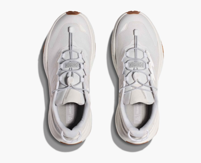 HOKA ONE ONE Projeto Stealth/Tech Transporte