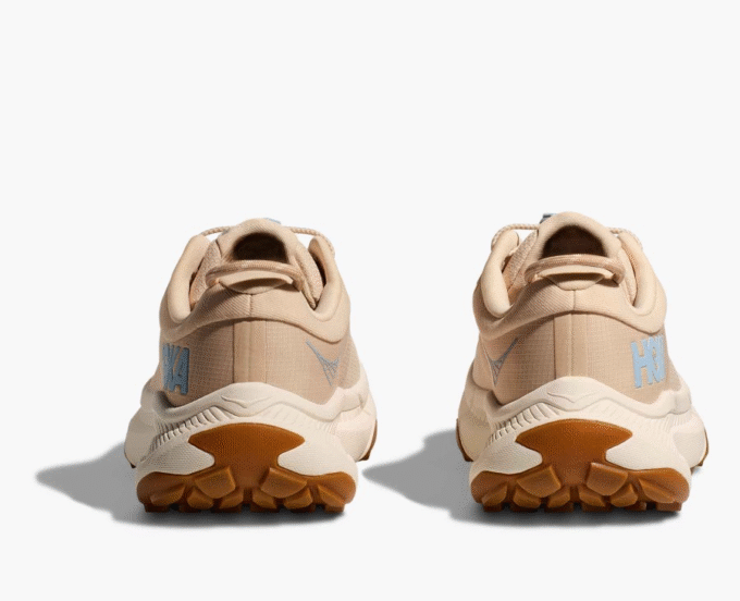 HOKA ONE ONE Transporte