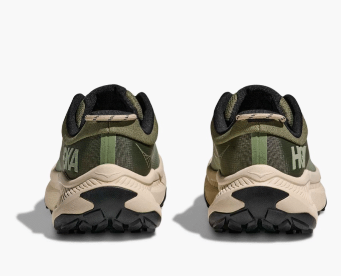 HOKA ONE ONE Transporte