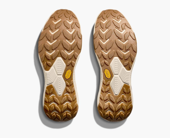 HOKA ONE ONE Transporte