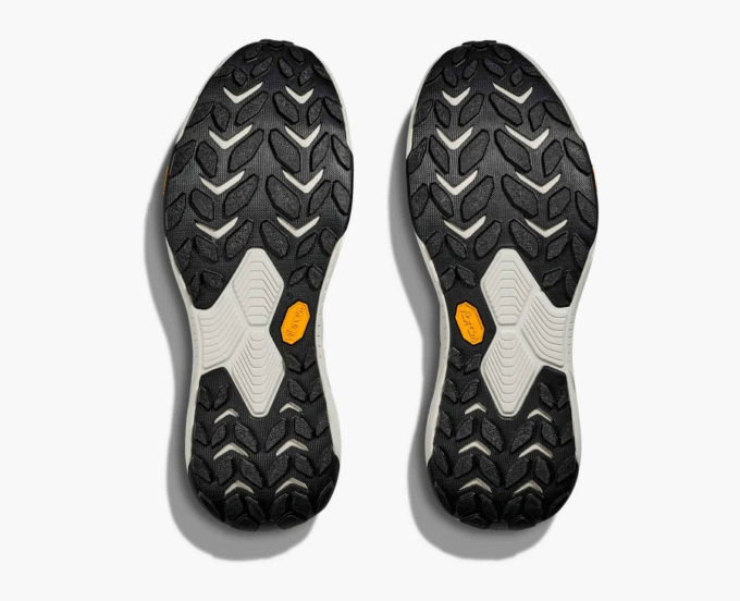 HOKA ONE ONE Transporte