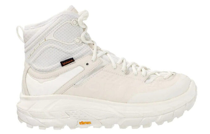 HOKA x Opening Ceremony Tor Ultra High ‘Branco’ HOKA x Opening Ceremony Tor Ultra High ‘Branco’