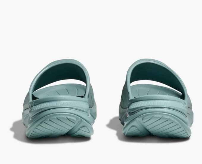 Pacote com 3 pares de meias invisíveis HOKA para corrida