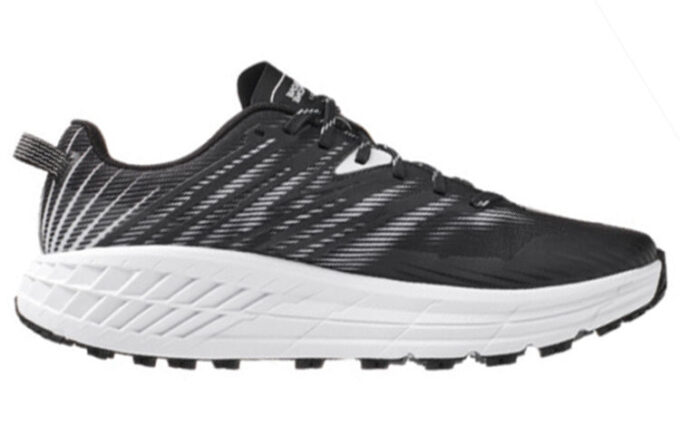 Speedgoat 4 ‘Preto e Branco’