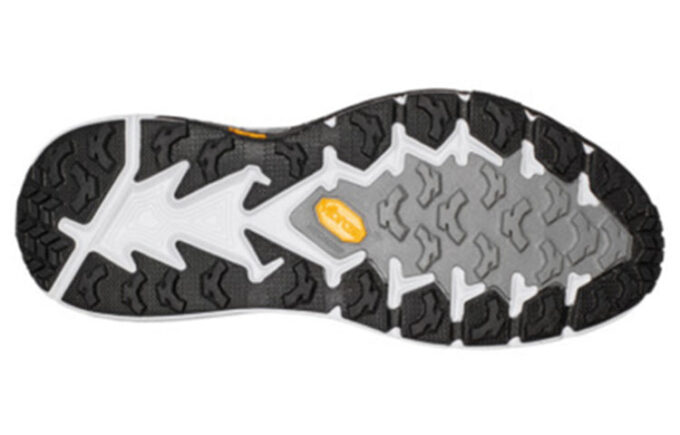 Speedgoat 4 ‘Preto e Branco’