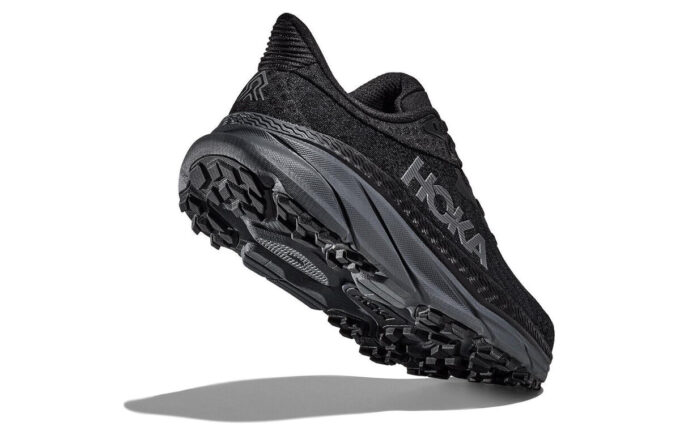 (WMNS) Challenger 7 ‘Triple Black’